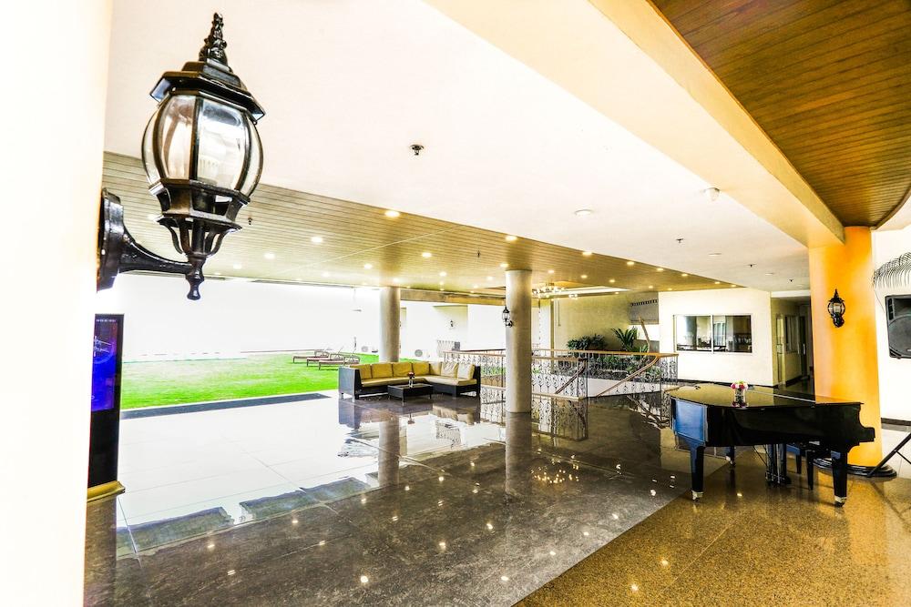 The Lake Hotel Tagaytay Тагайтай Экстерьер фото