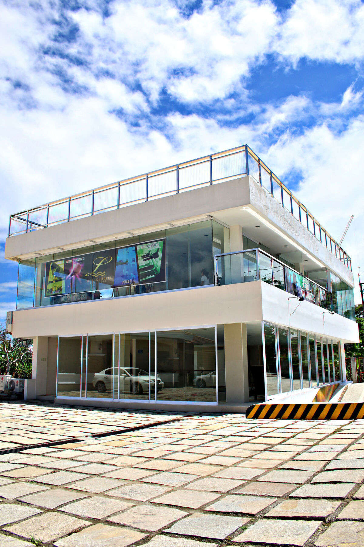 The Lake Hotel Tagaytay Тагайтай Экстерьер фото